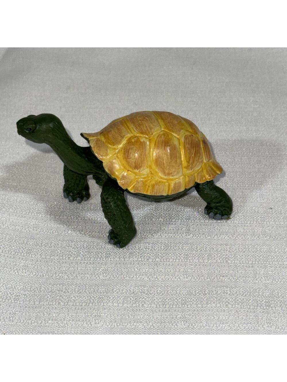 Vintage 1996 Giant Tortoise Safari Ltd Turtle Figure Realistic PVC Educational